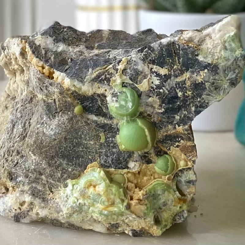 Bubbly green Wavellite (W-17)
